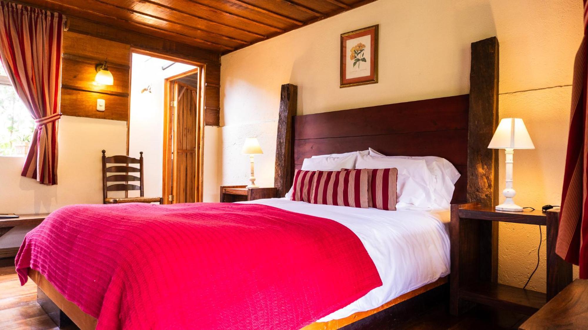 Poas Volcano Lodge Vara Blanca  Buitenkant foto